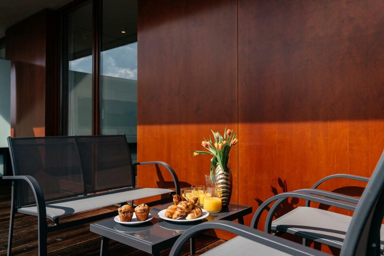 Penthouse Uptown - Loftaffair Apartment Krakow Bagian luar foto